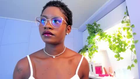 Amelia Adams online show from 06.27.26