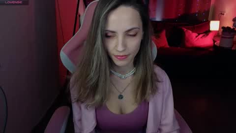 Snapshot of amelia_meili chatting on 02.08.26 amelia_meili online show from 02.08.26