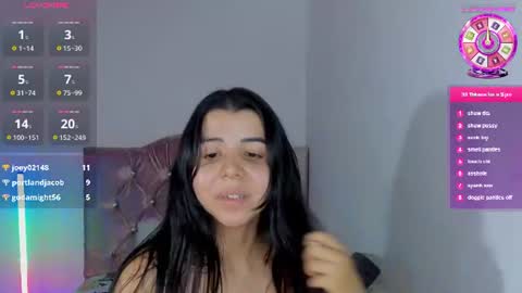 Snapshot of amelia_petite chatting on 06.26.26 Amelia online show from 06.26.26