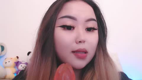 Snapshot of amelia_sunlight chatting on 05.04.26 Amelia online show from 05.04.26
