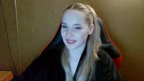 Snapshot of ameliaa333 chatting on 06.10.26 Amelia online show from 06.10.26
