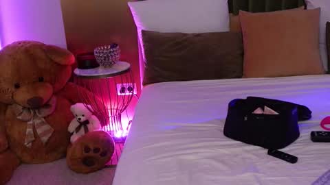 Snapshot of ameliaangell chatting on 02.17.26 Amelia online show from 02.17.26