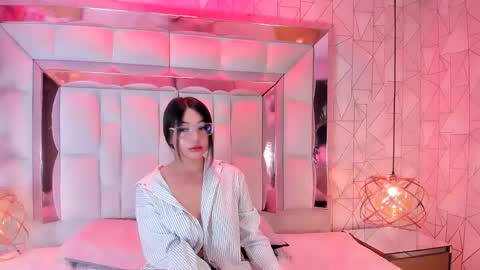Amelia gold   online show from 05.31.26