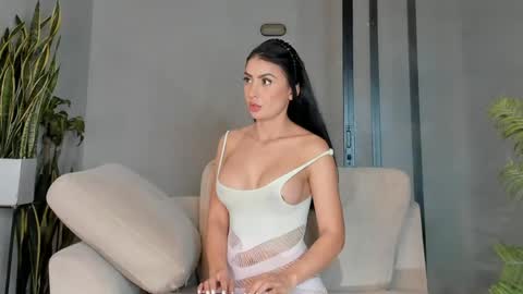 Snapshot of ameliajones_1 chatting on 04.25.26 Ameliajones online show from 04.25.26