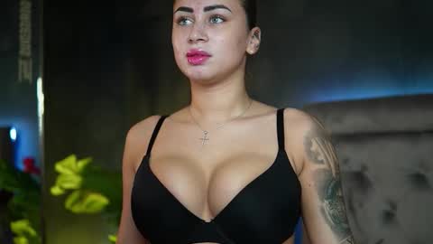  Amelia  online show from 11.14.25