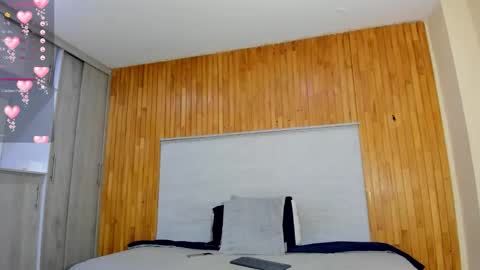 Snapshot of amelialeen7 chatting on 11.08.25 Daniela online show from 11.08.25