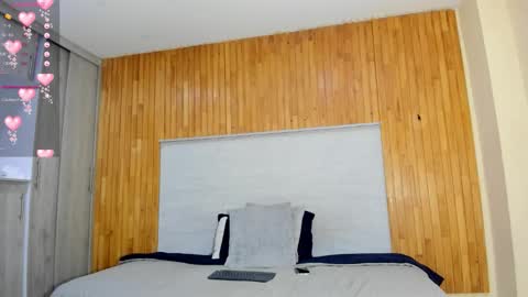 Snapshot of amelialeen7 chatting on 11.13.25 Daniela online show from 11.13.25