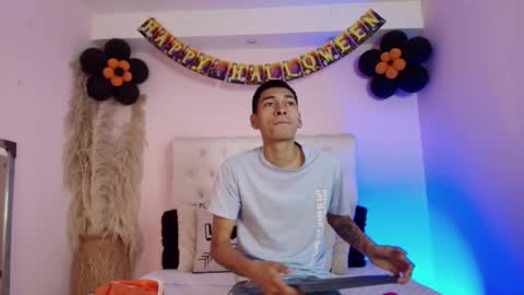 amelialoveace online show from 10.30.25