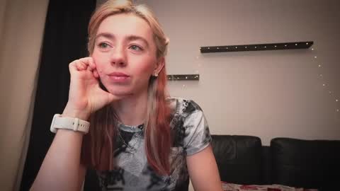 Snapshot of ameliamber0 chatting on 12.04.24 Amelia online show from 12.04.24