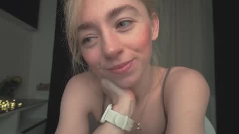 Snapshot of ameliamber0 chatting on 01.25.25 Amelia online show from 01.25.25