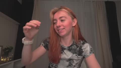 Snapshot of ameliamber0 chatting on 02.01.25 Amelia online show from 02.01.25