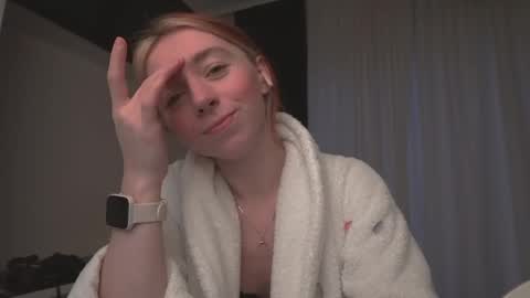 Snapshot of ameliamber0 chatting on 02.07.25 Amelia online show from 02.07.25