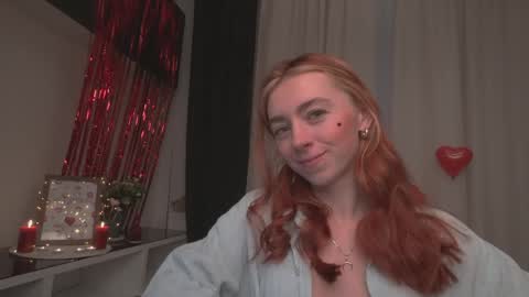 Snapshot of ameliamber0 chatting on 02.14.25 Amelia online show from 02.14.25