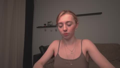 Snapshot of ameliamber0 chatting on 02.24.25 Amelia online show from 02.24.25