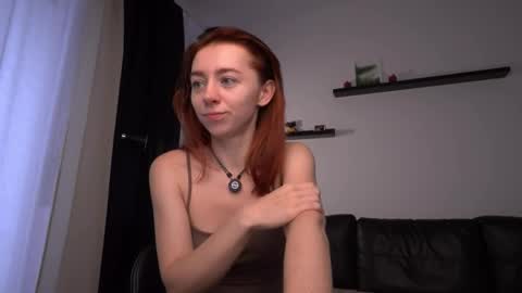 Snapshot of ameliamber0 chatting on 10.18.25 Amelia online show from 10.18.25