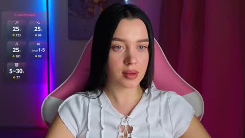 Amelia Sonk online show from 11.26.25