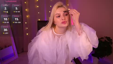 Snapshot of ameliawells chatting on 02.05.26 Amelia online show from 02.05.26