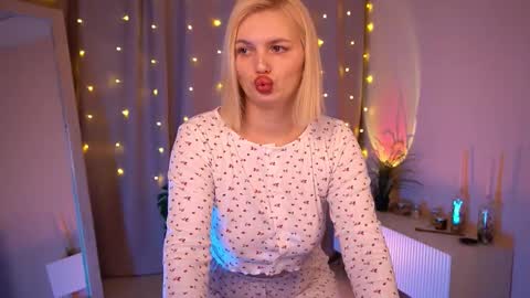 Snapshot of ameliawells chatting on 02.20.26 Amelia online show from 02.20.26