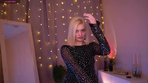 Snapshot of ameliawells chatting on 02.23.26 Amelia online show from 02.23.26