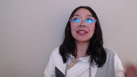 Amelie online show from 03.05.25