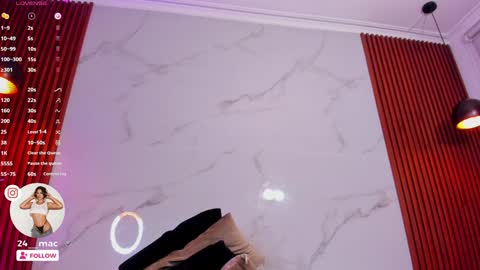 Alejandra  online show from 01.29.25