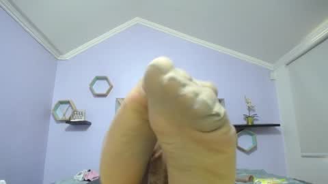 Amell Thomson online show from 12.28.24