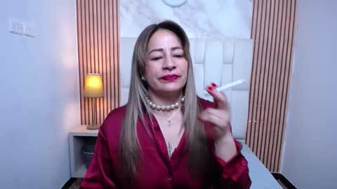 Amell Thomson online show from 09.27.25