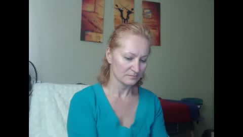 Snapshot of amelly777 chatting on 04.23.26 amelly777 online show from 04.23.26