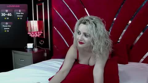 Snapshot of amelyss chatting on 11.11.25 Amelya online show from 11.11.25