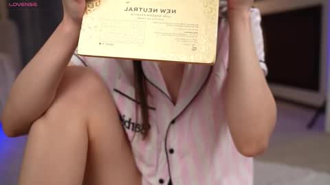 Snapshot of amelyxxx chatting on 10.17.25 Amy online show from 10.17.25