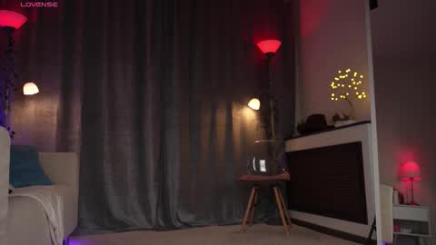 Snapshot of amelyxxx chatting on 02.22.26 Amy online show from 02.22.26