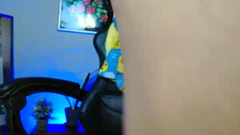 Mari online show from 10.16.25