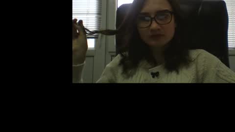 Snapshot of amethystnight_ chatting on 02.13.25 Julia online show from 02.13.25