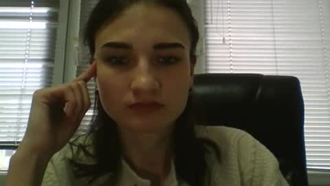 Snapshot of amethystnight_ chatting on 02.13.25 Julia online show from 02.13.25