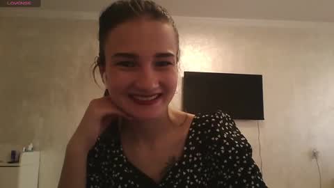 Snapshot of amethystnight_ chatting on 03.07.25 Julia online show from 03.07.25