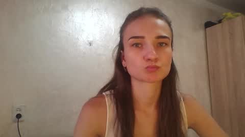 Snapshot of amethystnight_ chatting on 09.09.25 Julia online show from 09.09.25