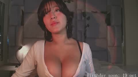 Snapshot of ametrix_ chatting on 10.09.25 online show from 10.09.25