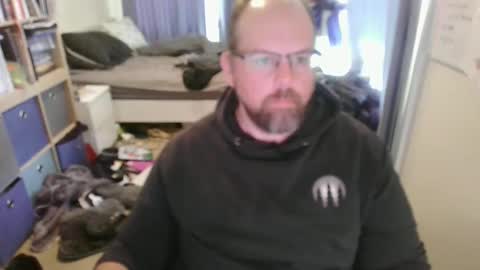 Snapshot of amf_1982 chatting on 03.03.25 Andy online show from 03.03.25