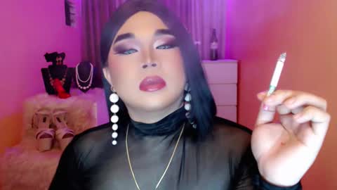 Queen Mireska online show from 12.26.24