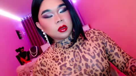 Queen Mireska online show from 02.01.25