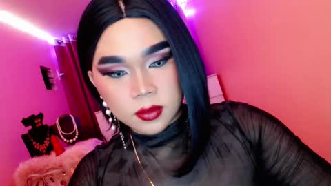 Queen Mireska online show from 02.24.25