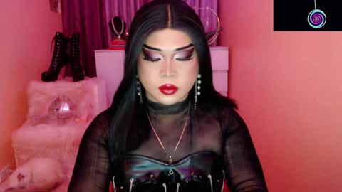 Queen Mireska online show from 11.08.25