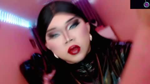 Queen Mireska online show from 04.26.26