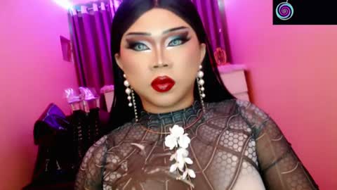 Snapshot of amiadoll chatting on 07.06.26 Queen Mireska online show from 07.06.26