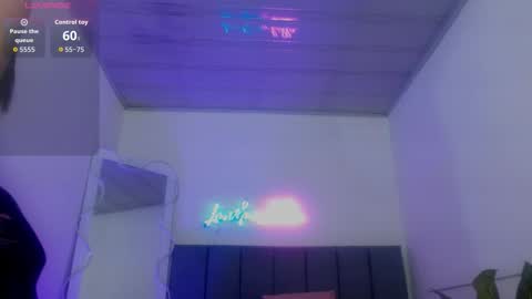 AMII TAY  online show from 09.24.25