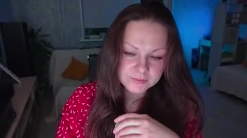 Snapshot of amilafran chatting on 11.08.25 Mila online show from 11.08.25