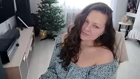 Mila online show from 02.15.26