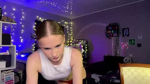 Amily online show from 04.08.26