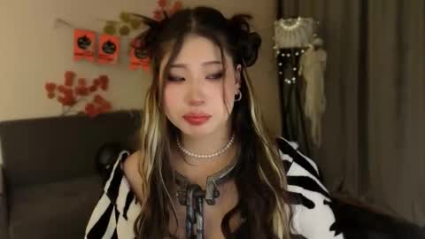 aminasaffron online show from 10.26.25