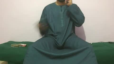 Snapshot of amir_elaraby chatting on 09.29.25 Amir online show from 09.29.25